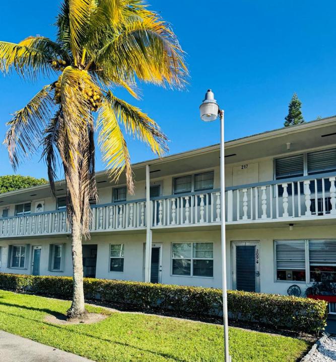218 Kent M M, West Palm Beach, Florida 33417, Stati Uniti