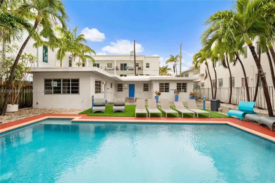 1032 Michigan Ave C, Miami Beach, Florida 33139, USA