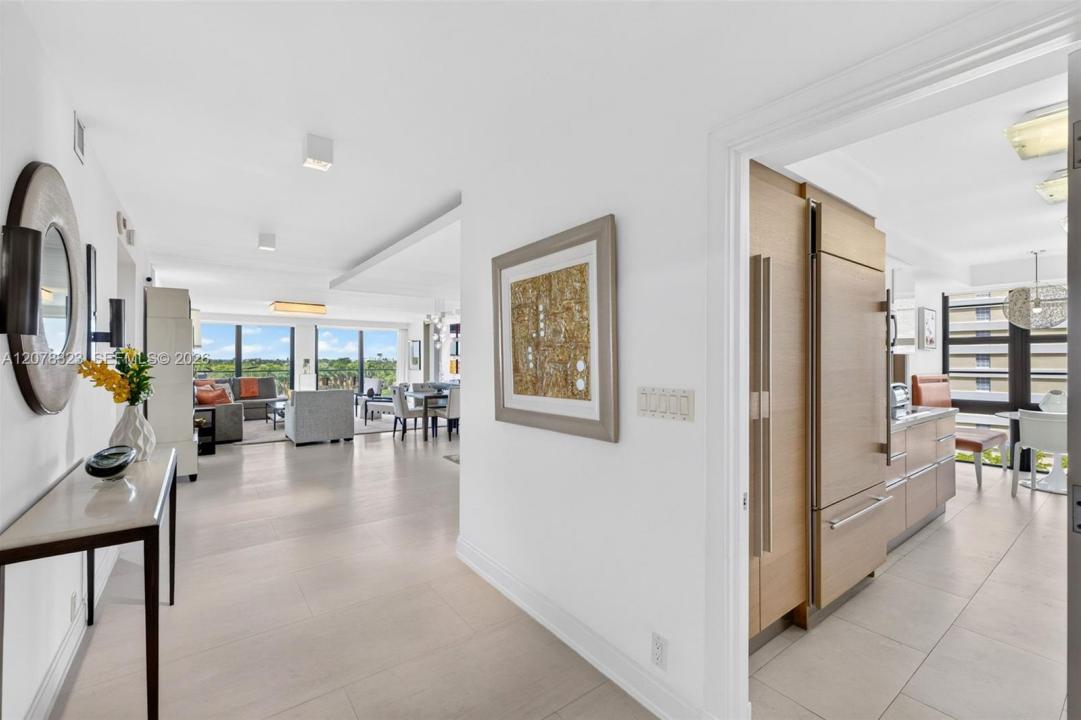 5500 Collins Ave 702, Miami Beach, 佛羅里達州 33140, 美國