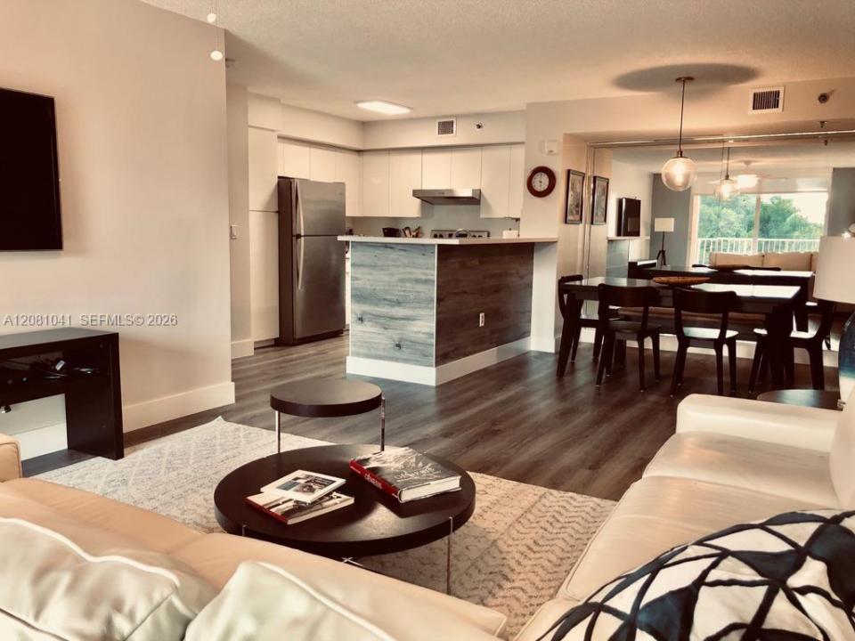 19999 E COUNTRY CLUB DR 1401, Aventura, Floride 33180, États-Unis