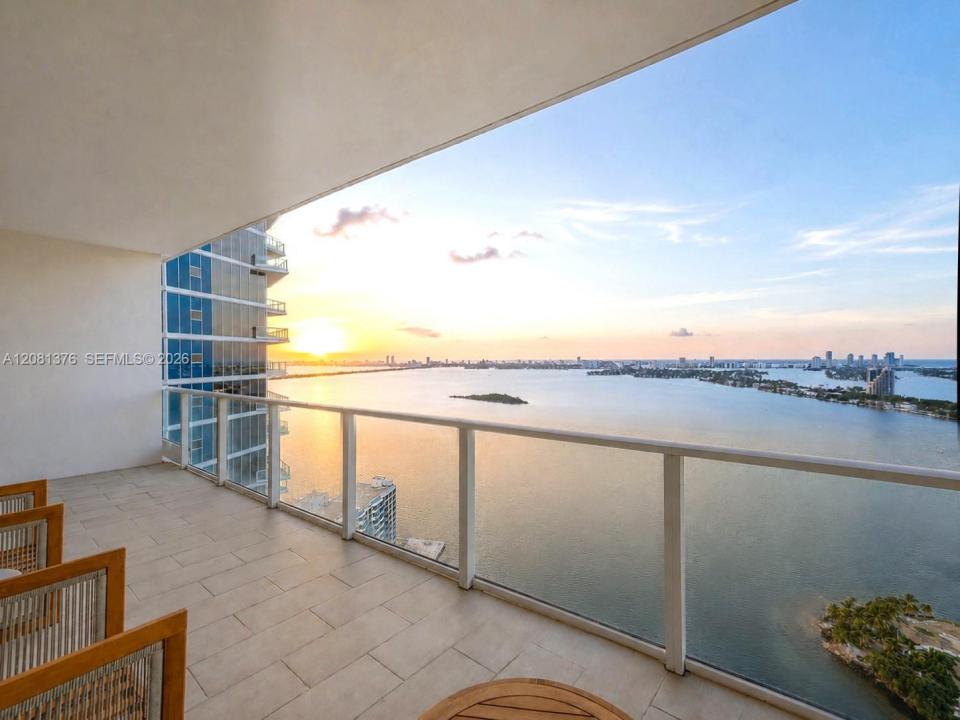 2020 N Bayshore Dr 3405-3406, Miami, Floride 33137, États-Unis