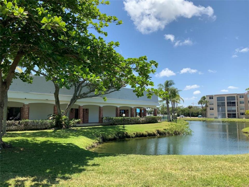 600 NE 2ND Street 105, Dania Beach, Florida 33004, Stati Uniti