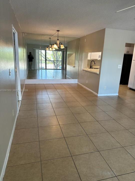 8215 Sun Spring Cr 22, Orlando, Floride 32825, États-Unis