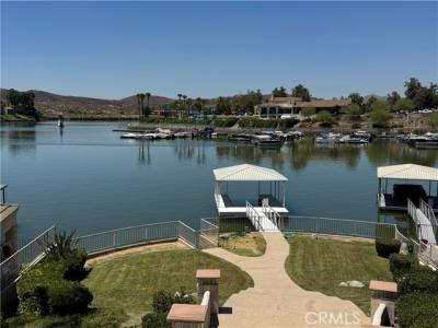 Village Way, Canyon Lake, California 92587, Stati Uniti