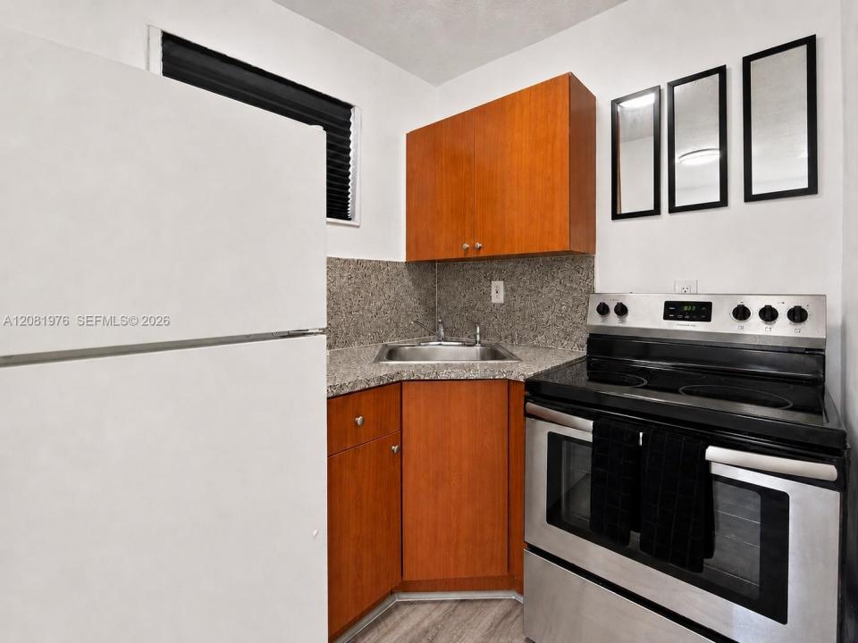 6950 NW 8th Ave 5, Miami, فلوريدا 33150, الولايات المتحدة