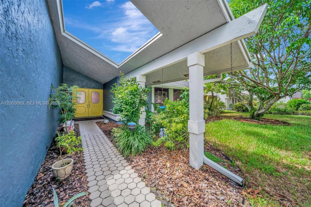 620 E Plantation Cir, Plantation, Floride 33324, États-Unis
