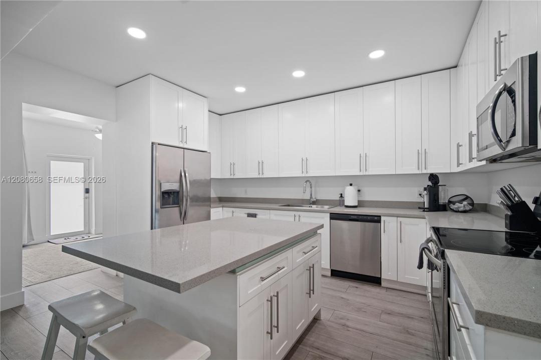 836 NW 33rd Ave A, Miami, Florida 33125, Stati Uniti