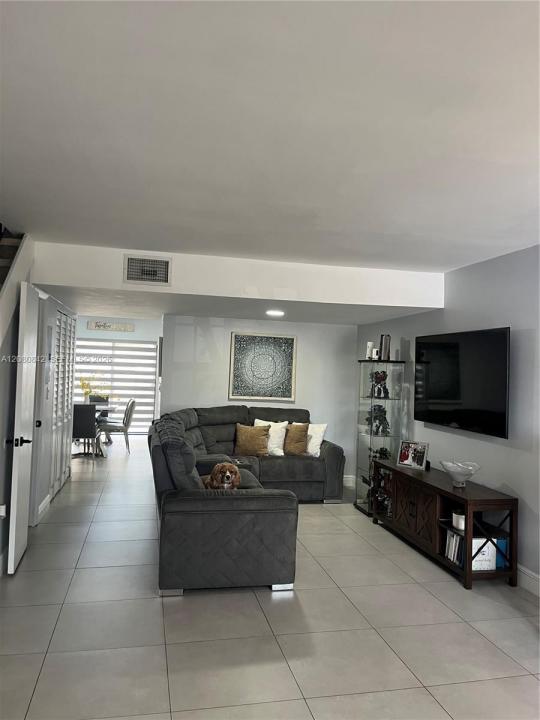 12277 SW 16th Ter 106-Y, Miami, Florida 33175, Stati Uniti