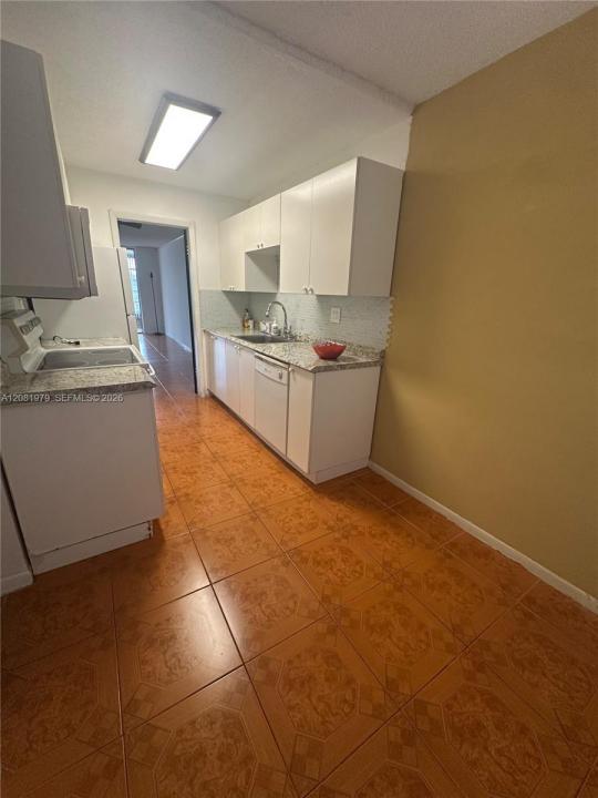 3001 NW 48th Ave 444, Lauderdale Lakes, Floride 33313, États-Unis