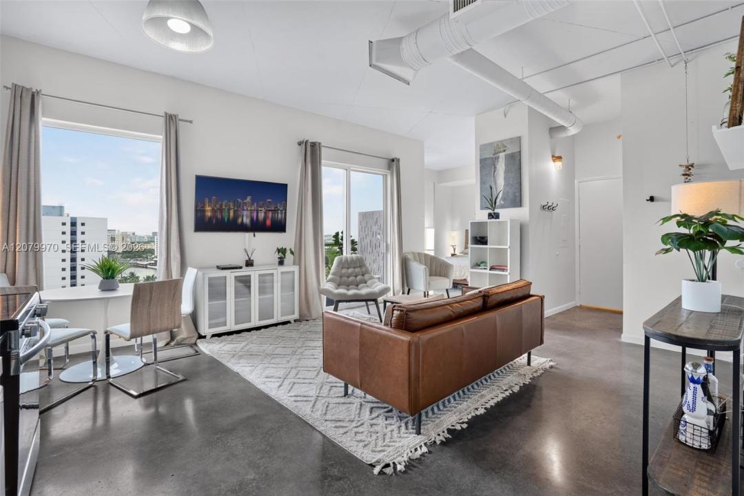 10 SW South River Dr 1105, Miami, Floride 33130, États-Unis
