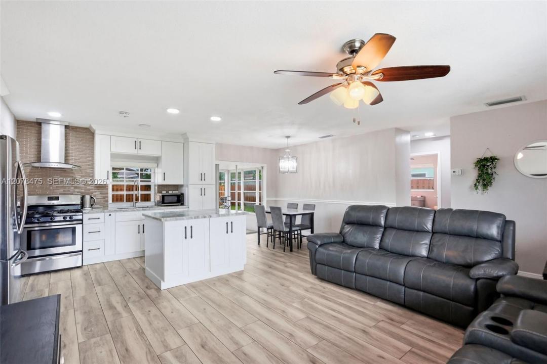 8397 NW 25th Ct, Sunrise, Floride 33322, États-Unis