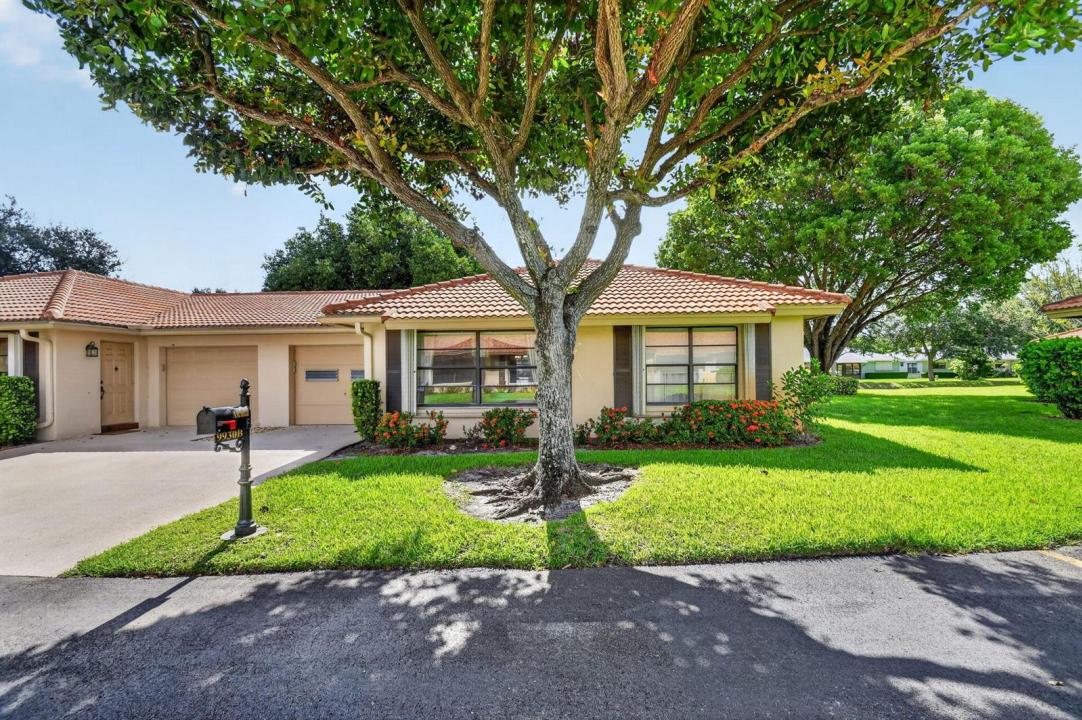 9930 FRANGIPANI TREE Way B, Boynton Beach, Floryda 33436, USA