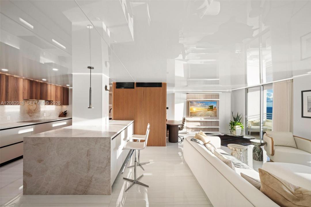 5555 Collins Ave 16H, Miami Beach, Florida 33140, Stati Uniti