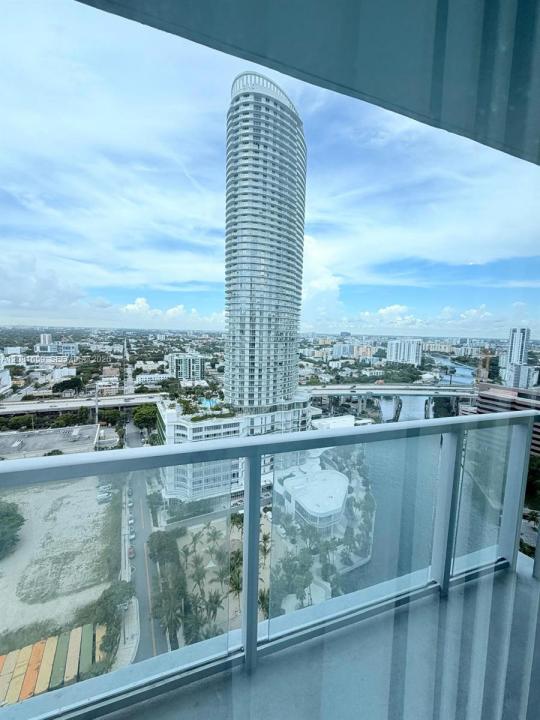 185 SW 7th St 2600, Miami, Florida 33130, USA