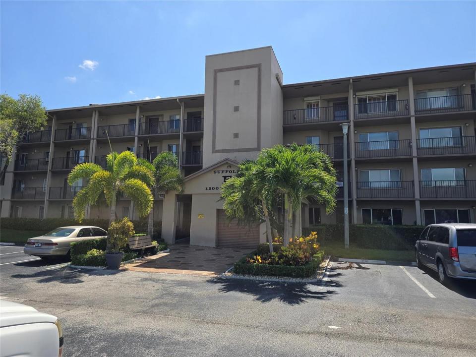 1200 SW 137TH Avenue 312E, Pembroke Pines, Florida 33027, Stati Uniti