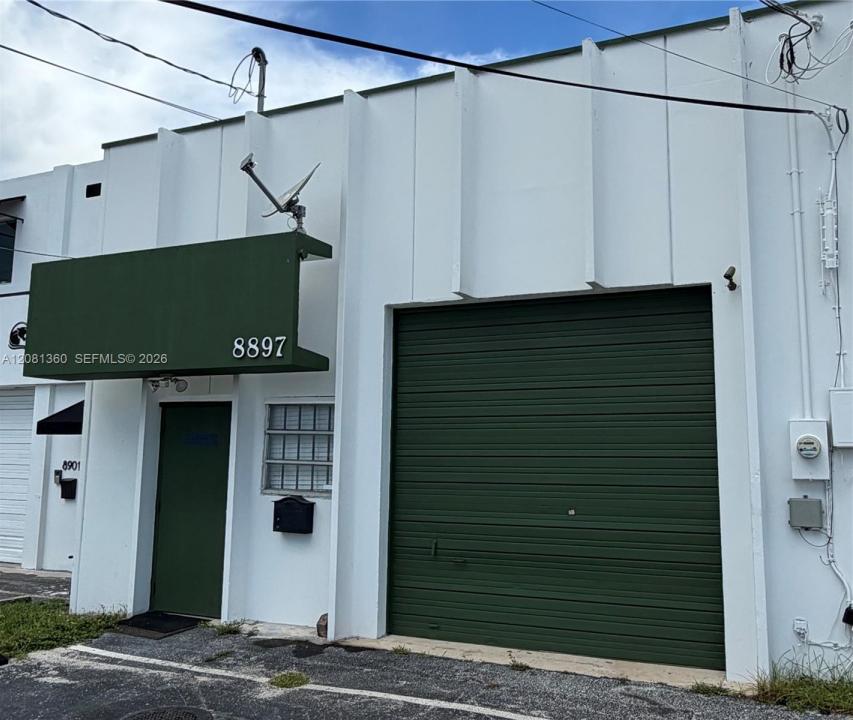 8897 SW 129th St, Miami, Florida 33176, USA