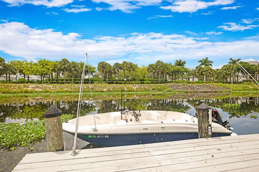 1103 NW 11th Street, Boynton Beach, Floride 33426, États-Unis
