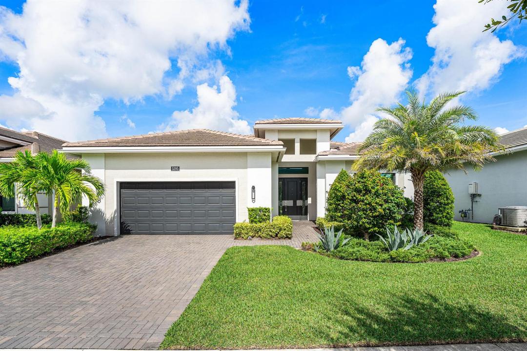 5395 St Vincent Lane, Westlake, Florida 33470, USA