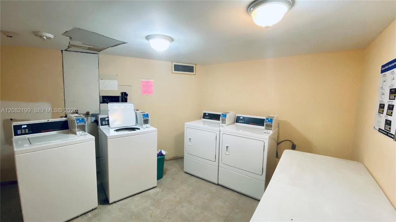 2025 NE 164th ST 901, North Miami Beach, Florida 33162, Stati Uniti