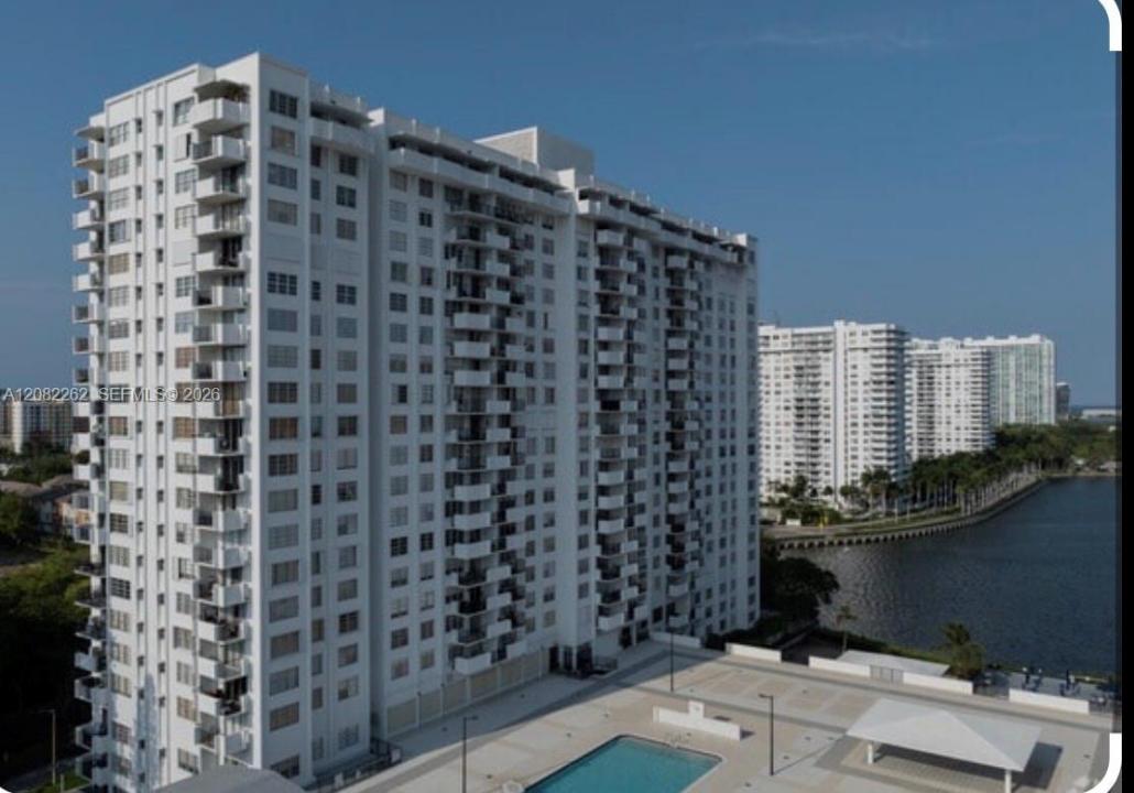 2750 NE 183rd St 601, Aventura, Florida 33160, Stati Uniti