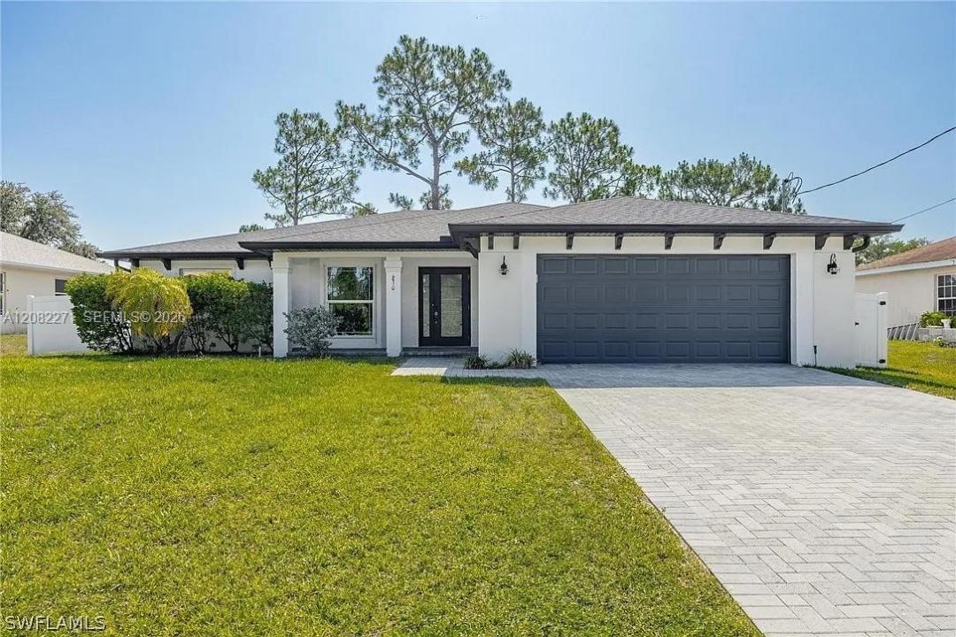 830 ANGELO AVE, Lehigh Acres, Florida 33971, Stati Uniti