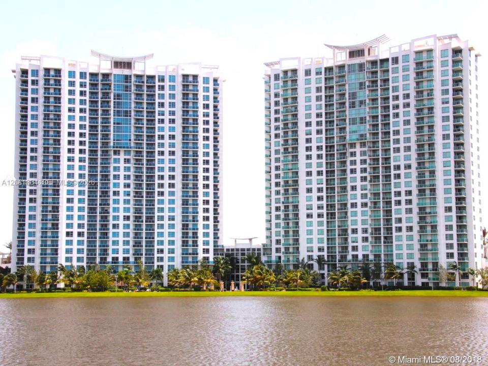 2681 N Flamingo Rd 1004S, Sunrise, Floride 33323, États-Unis