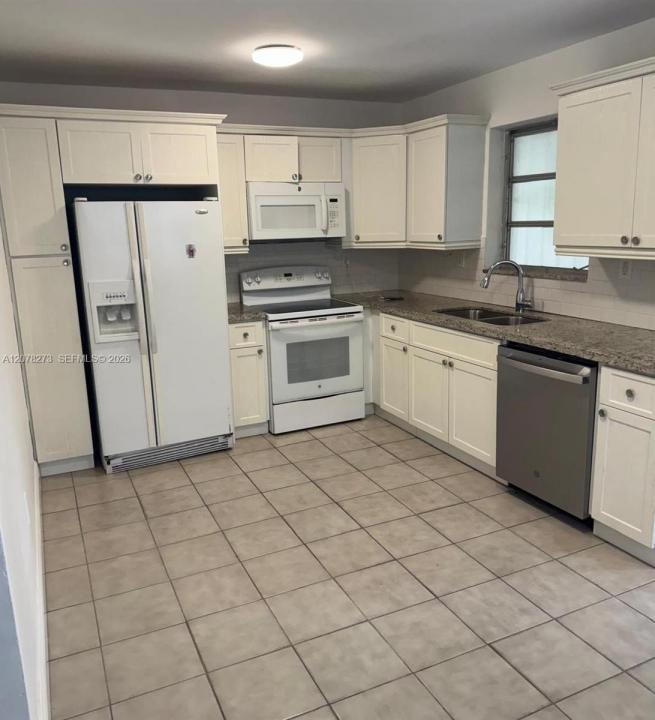 3445 NW 2nd Ter 3445, Miami, Floride 33125, États-Unis