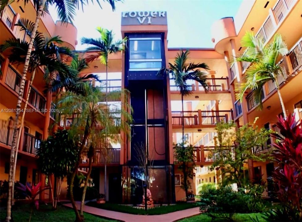 5500 W 21st Ct 204, Hialeah, Florida 33016, USA