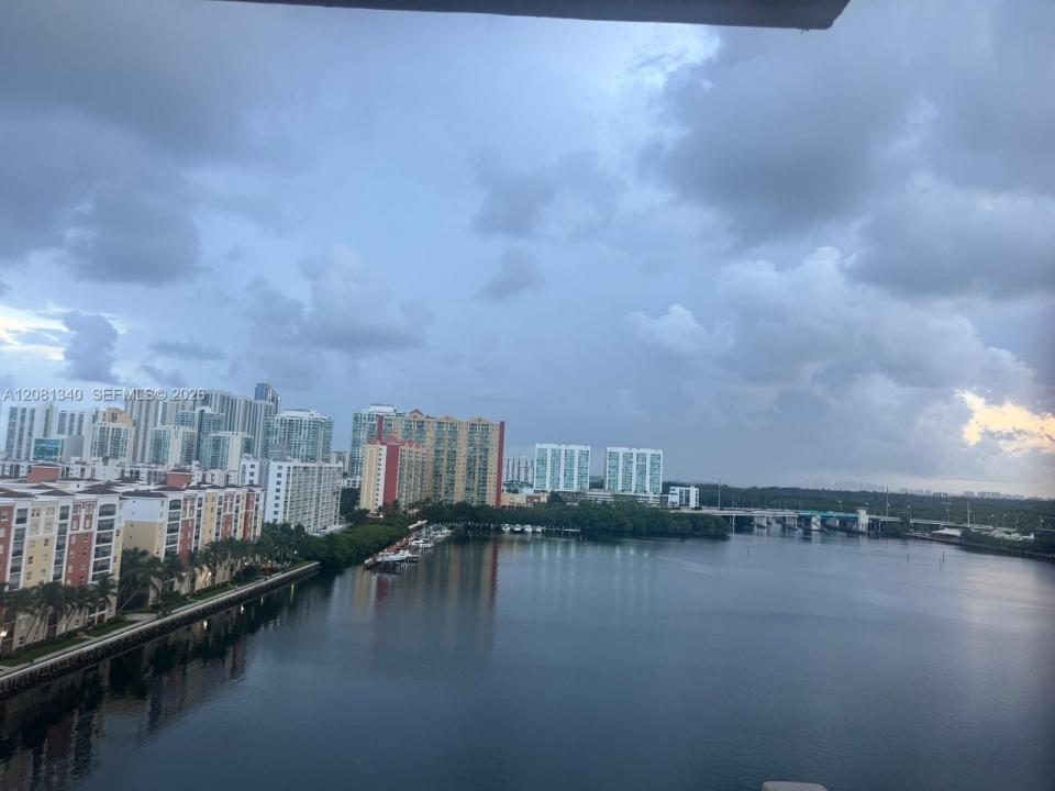 250 174th St 1420, Sunny Isles Beach, Floride 33160, États-Unis