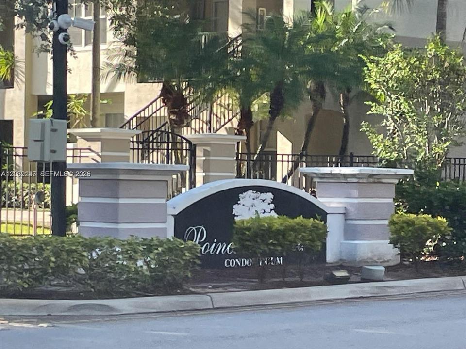 6020 W Sample Rd 308, Coral Springs, Florida 33067, Stati Uniti