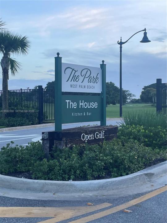 West Palm Beach, Florida 33405, USA