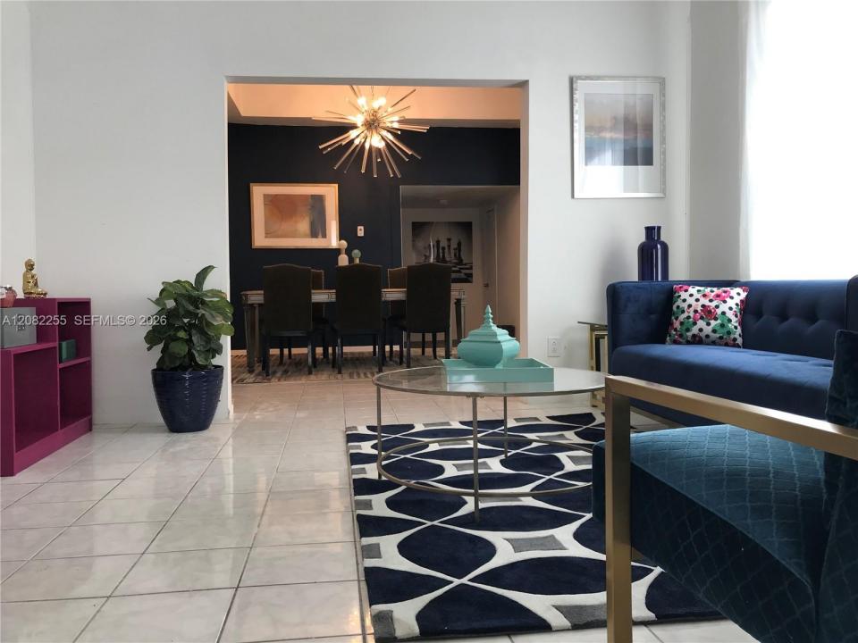 5145 NW 5th Ave, Miami, Florida 33127, Stati Uniti