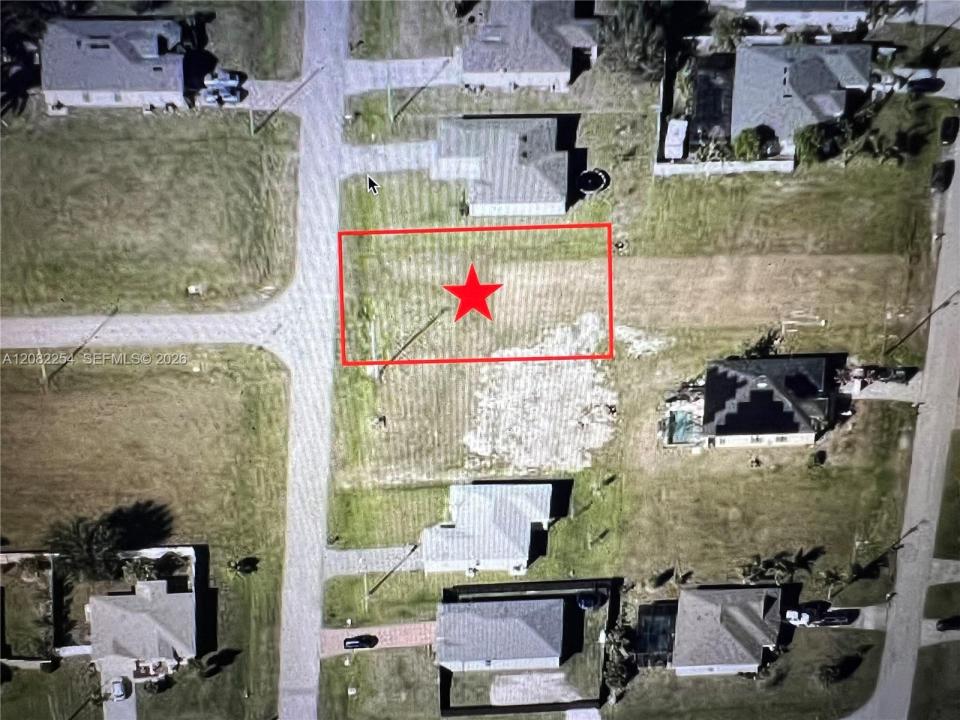 1135 NW 12th Pl, Cape Coral, Floride 33993, États-Unis