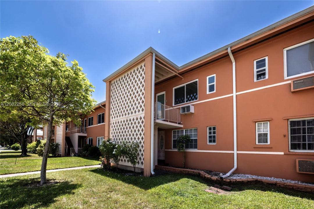 3550 SW 9th Ter 8B, Miami, Floride 33135, États-Unis