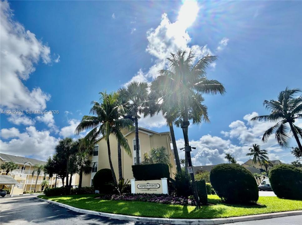 6324 La Costa Dr B, Boca Raton, Florida 33433, USA