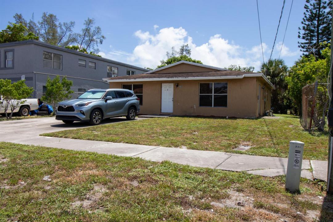 230 SW 8TH Street, Deerfield Beach, Florida 33441, USA