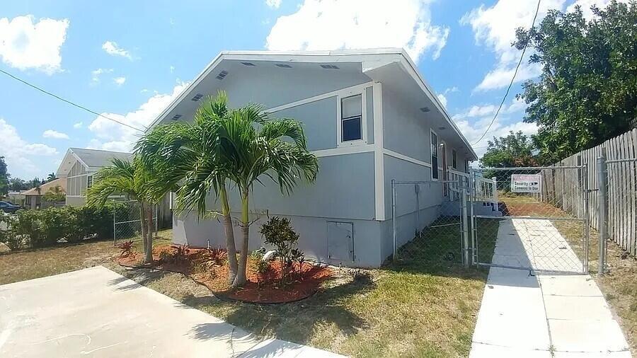 1488 W 31st Street, Riviera Beach, Floride 33404, États-Unis