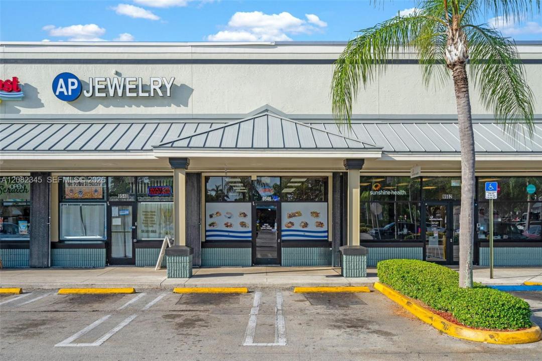 9546 SW 160th St, Miami, Florida 33157, USA
