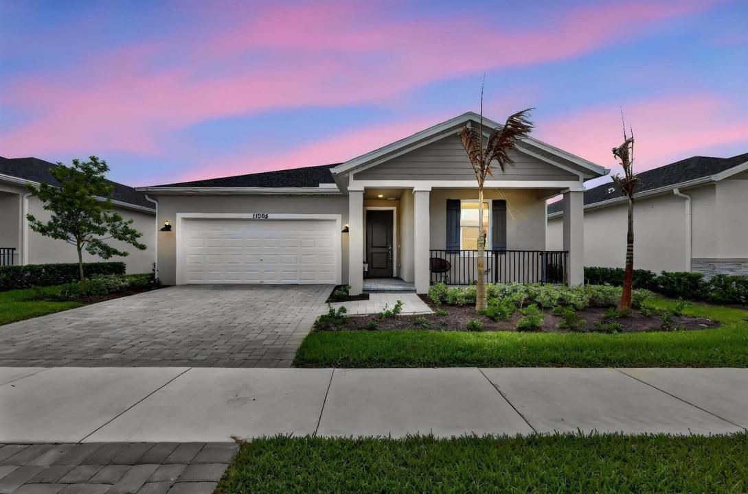 11264 Barnstead Way, Port St. Lucie, Floryda 34987, USA