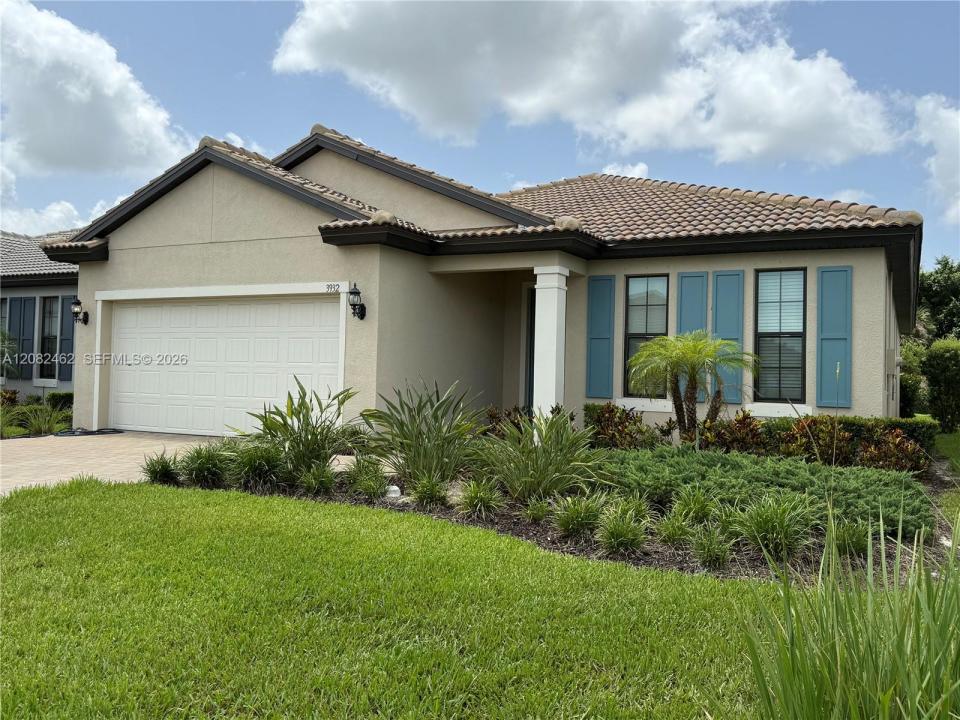 3932 Black Eagle Lane, Fort Myers, Florida 33966, USA