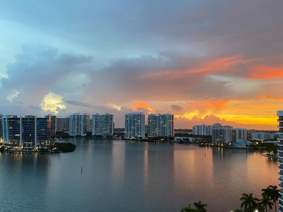 19101 NE 36th Ct 1704, Aventura, Floride 33180, États-Unis