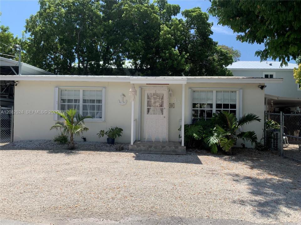 44 Orange Dr, Key Largo, Florida 33037, USA