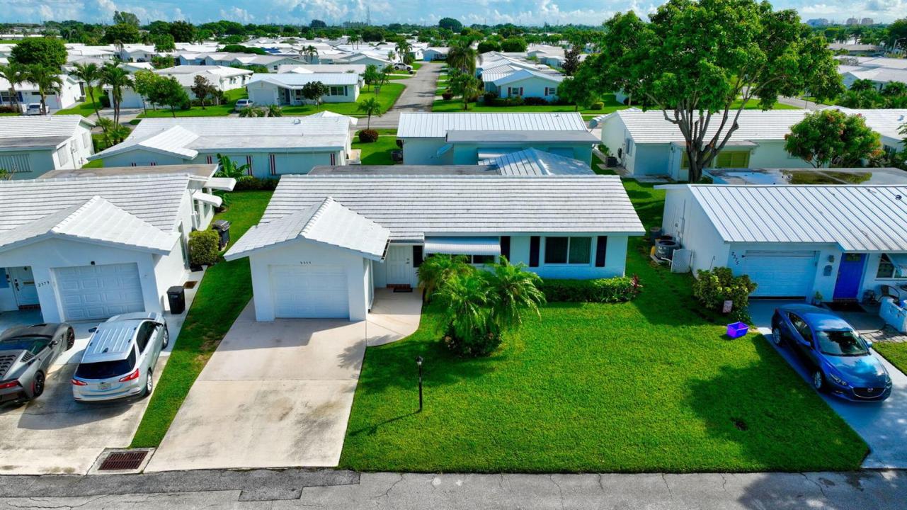 2377 SW 8TH Avenue, Boynton Beach, Florida 33426, USA