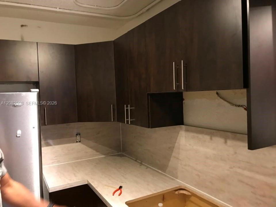 7000 NW 186th St 4-422A, Hialeah, Florida 33015, USA