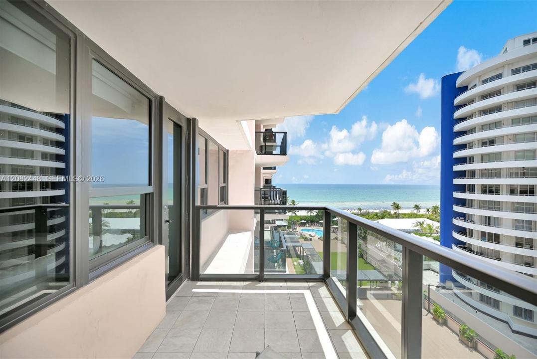 5225 Collins Ave 1015, Miami Beach, Florida 33140, USA