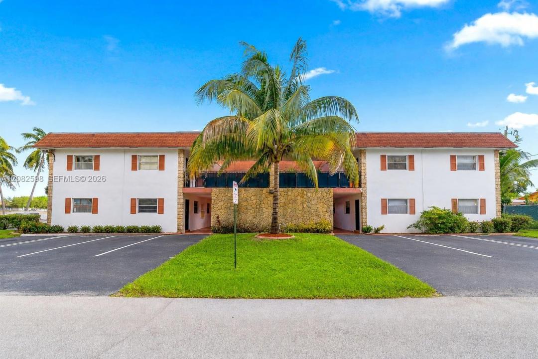 238 SW 1st St F-1, Pompano Beach, Floride 33060, États-Unis