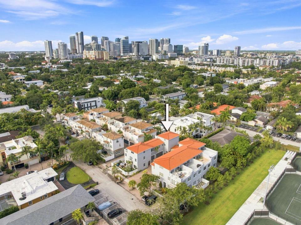 633 NE 11TH Avenue, Fort Lauderdale, Florida 33304, Stati Uniti