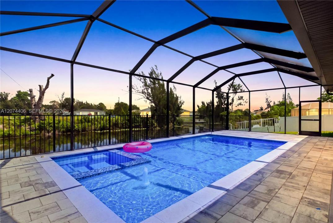 2251 SW 2nd Ter., Floride 33991, États-Unis