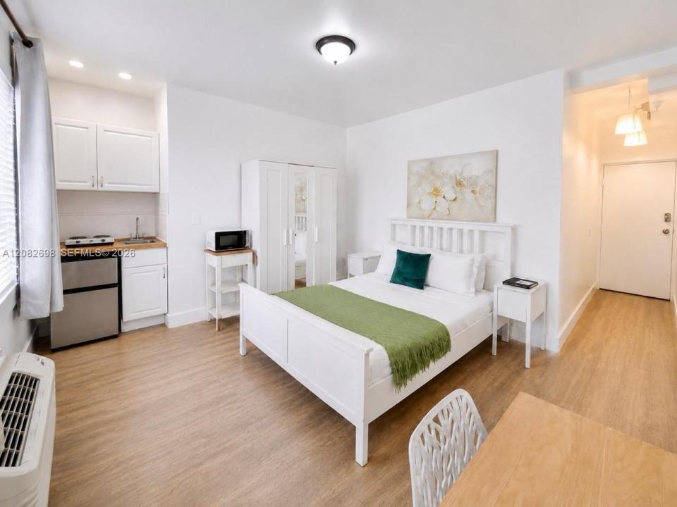 3025 Indian Creek Dr 106, Miami Beach, Florida 33140, USA