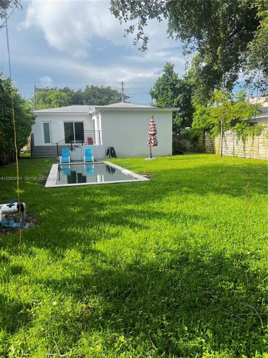 15 NW 52nd St, Miami, Floride 33127, États-Unis